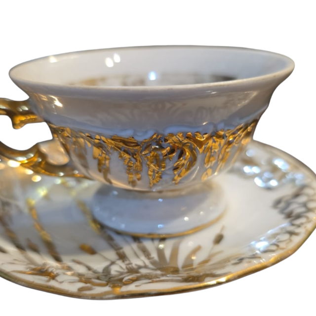 Xícaras de porcelana pintadas a mão